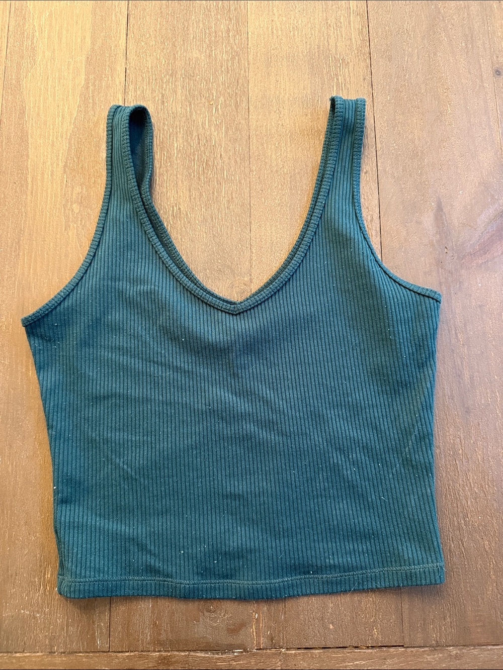 Hollister Ribbed V-Neck Cropped Tank Top - Dark Green